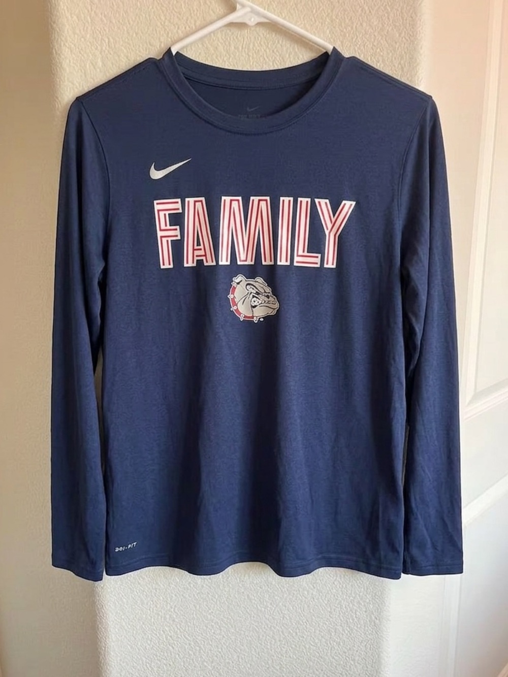Nike Boys Navy Long Sleeve 'FAMILY' Gonzaga Bulldogs Dri-FIT Tee - XL